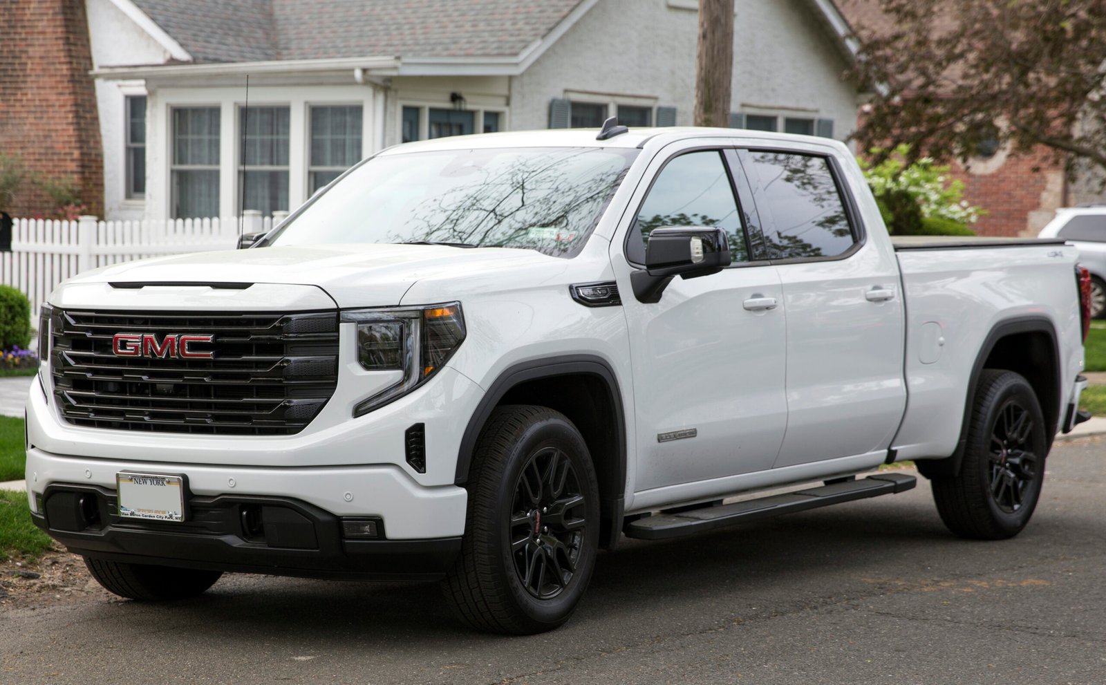 GMC Sierra